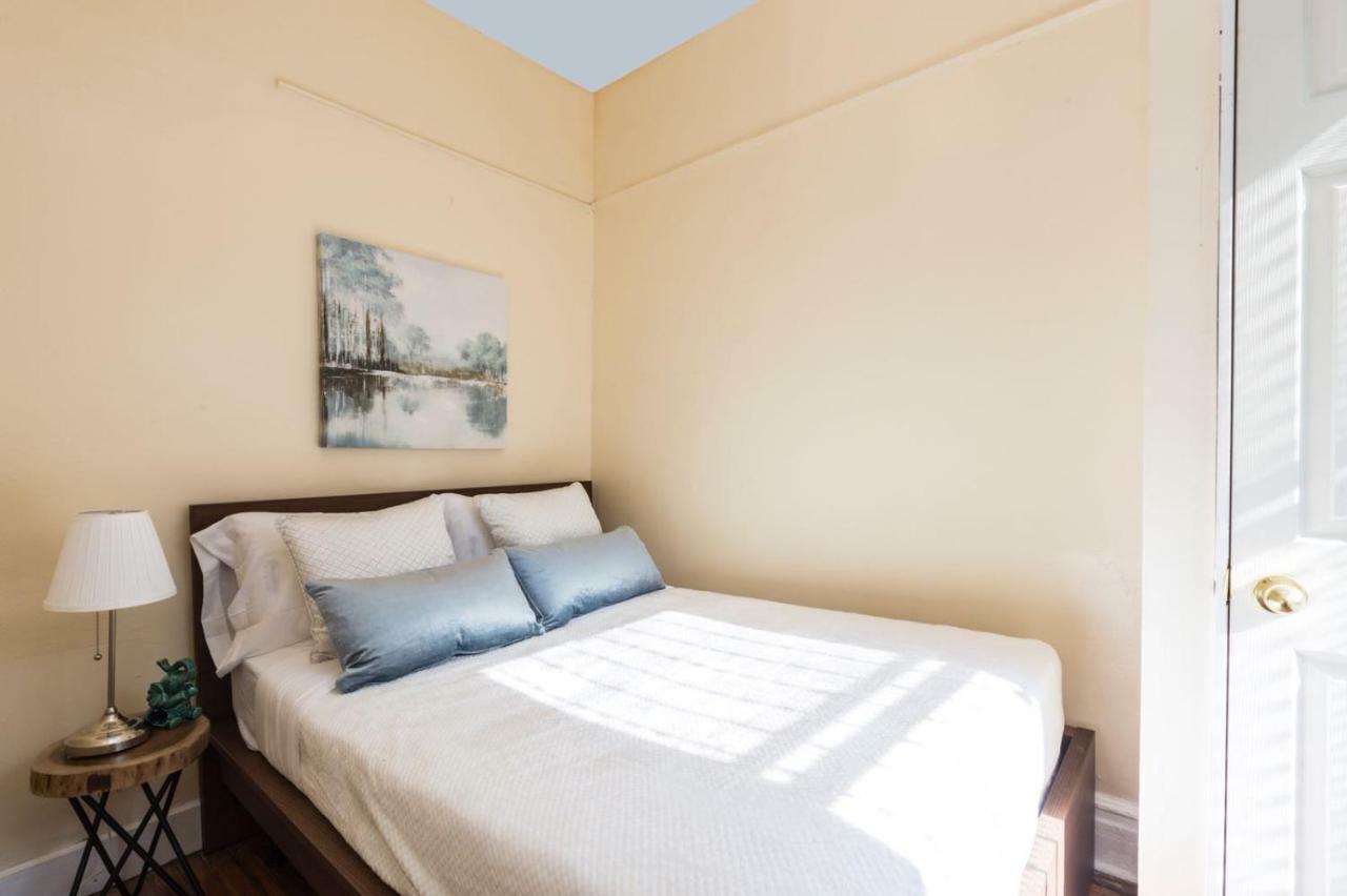 Lavish 3 Bedroom Apt In Williamsburg!! New York Exteriör bild